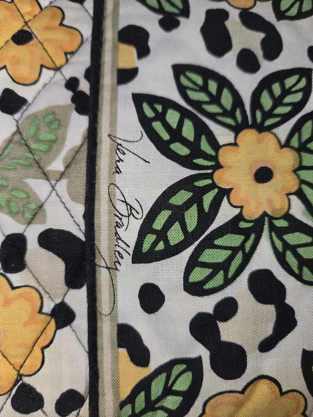 Vera Bradley Floral Quilted Tote Bag - 10.5x11x4. Detachable Shoulder Strap.